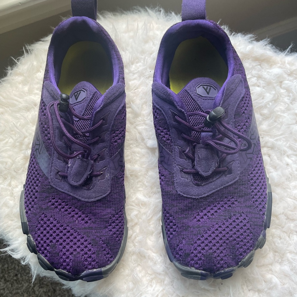 Joomra Minimalist Purple Running Barefoot Shoes in Sz 38 in gently used